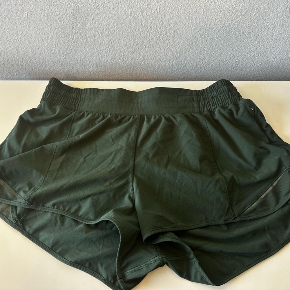 Hotty Hot High-Rise Short 2.5"